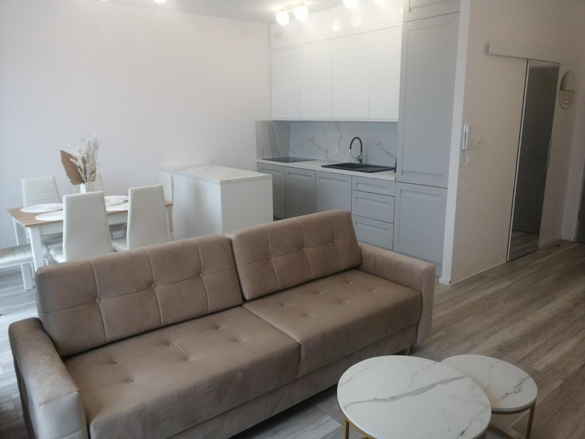 Na Letniej Apartment *